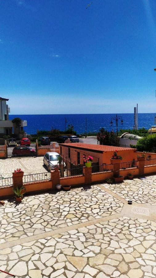 מלון מרינה די קמרוטה La Terrazza Sul Mare מראה חיצוני תמונה