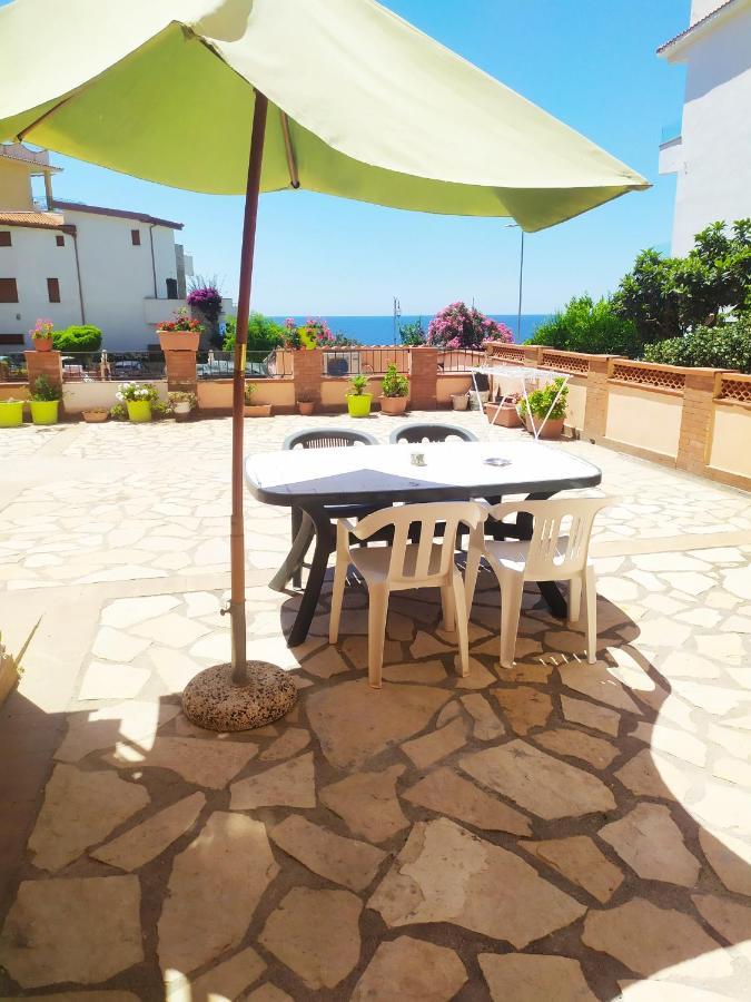 מלון מרינה די קמרוטה La Terrazza Sul Mare מראה חיצוני תמונה