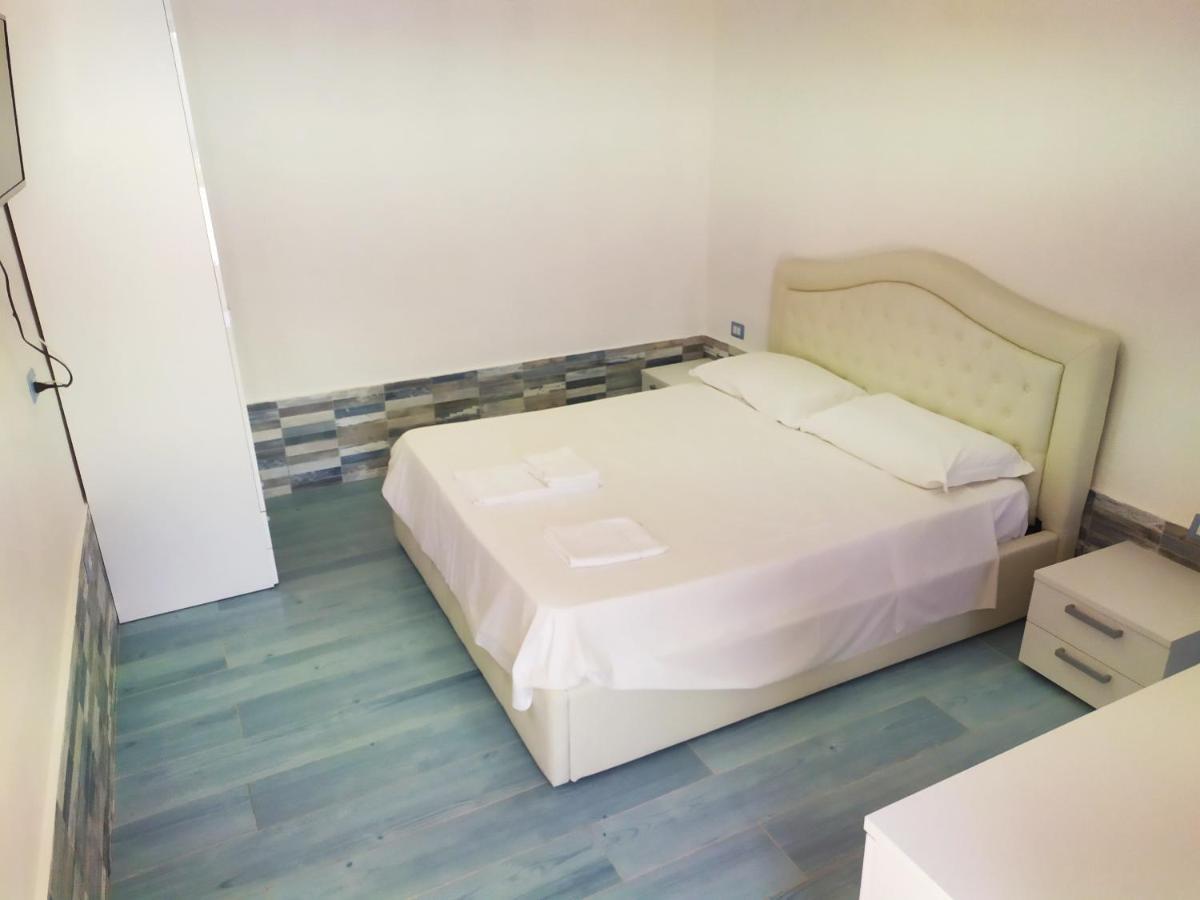 מלון מרינה די קמרוטה La Terrazza Sul Mare מראה חיצוני תמונה